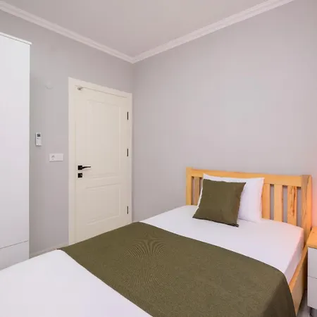 Roombnb *